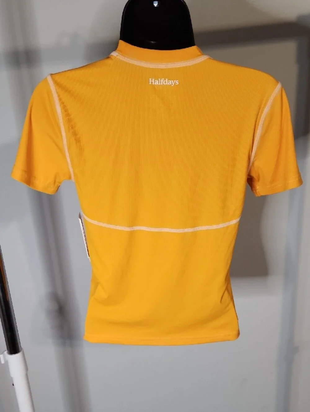 Halfdays Mollie T-Shirt In Zinnia Size Small W/ Defect - Picture 2 of 8